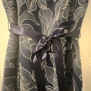Tahari Dress Size 4 NWOT